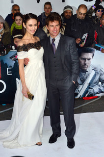 Olga Kurylenko feet photo thumbnail