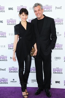 Olga Kurylenko feet photo thumbnail