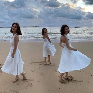 Olga Kurylenko feet photo thumbnail