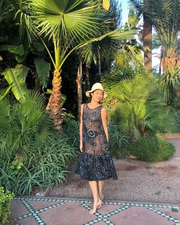 Olga Kurylenko feet photo thumbnail