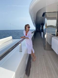 Olga Kurylenko feet photo thumbnail