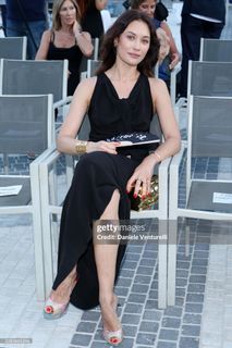 Olga Kurylenko feet photo 6