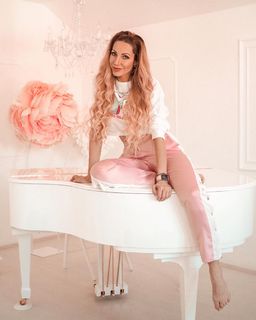 Olga Lounová feet photo 7