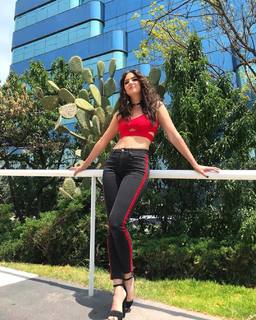 Olga Mariana Mafud feet photo 3