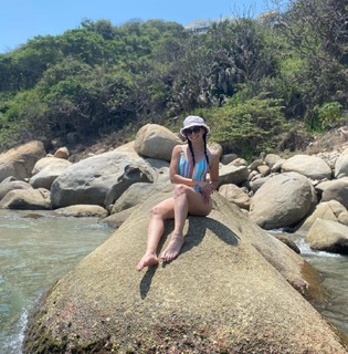 Olga Mariana Mafud feet photo 3