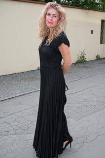 Olga Menzelová feet photo 11
