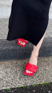 Olga Seryabkina feet photo thumbnail