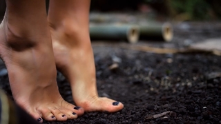 Olga Seryabkina feet photo thumbnail