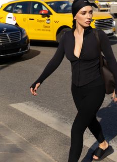 Olga Seryabkina feet photo thumbnail