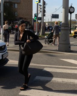 Olga Seryabkina feet photo thumbnail