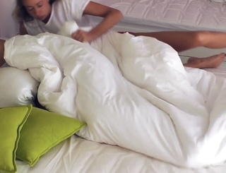 Olivia Attwood feet photo thumbnail