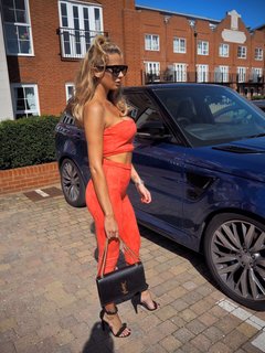 Olivia Attwood feet photo thumbnail