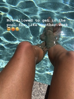 Olivia Attwood feet photo thumbnail