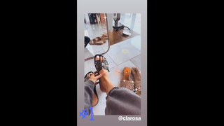 Olivia Attwood feet photo thumbnail