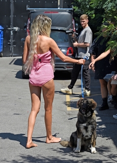 Olivia Attwood feet photo thumbnail