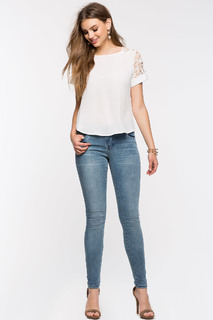 Olivia Brower feet photo 8