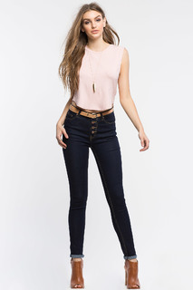 Olivia Brower feet photo 1