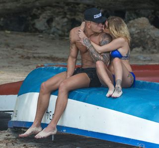 Olivia Buckland feet photo 16