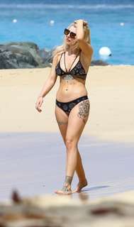 Olivia Buckland feet photo 12