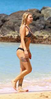 Olivia Buckland feet photo 10