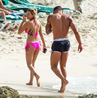 Olivia Buckland feet photo 8