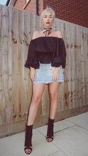 Olivia Buckland feet photo 18