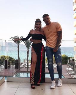 Olivia Buckland feet photo 9