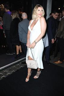 Olivia Buckland feet photo 1
