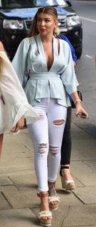 Olivia Buckland feet photo 9