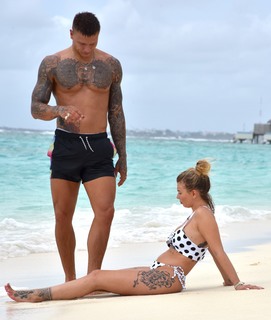 Olivia Buckland feet photo 7