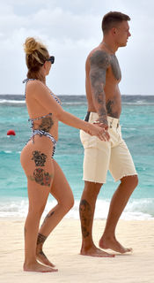 Olivia Buckland feet photo 16