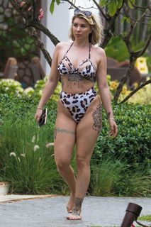 Olivia Buckland feet photo 13