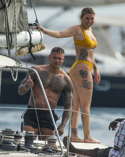 Olivia Buckland feet photo 6
