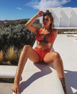 Olivia Buckland feet photo 14