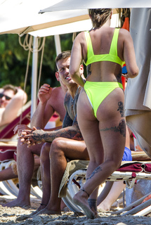 Olivia Buckland feet photo 8