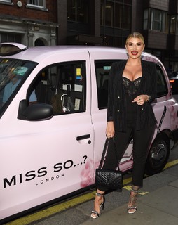 Olivia Buckland feet photo 11