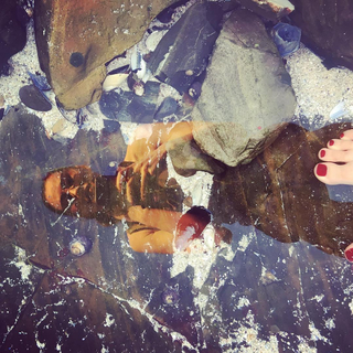 Olivia Cheng feet photo 2