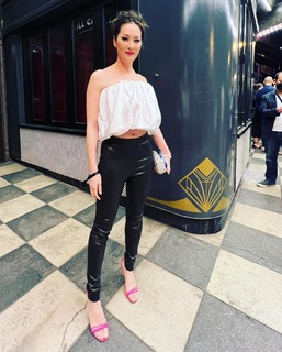 Olivia Cheng feet photo 6