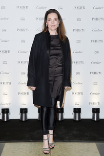 Olivia Colman feet photo thumbnail