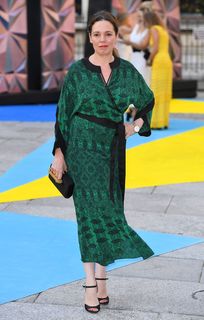 Olivia Colman feet photo thumbnail