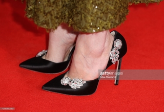 Olivia Colman feet photo thumbnail