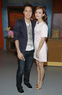 Olivia Cooke feet photo thumbnail