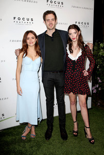 Olivia Cooke feet photo thumbnail