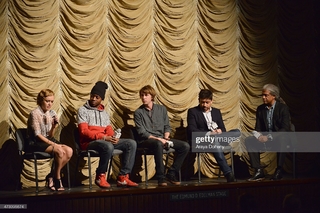 Olivia Cooke feet photo thumbnail