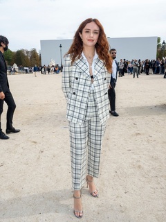 Olivia Cooke feet photo thumbnail
