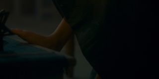 Olivia Cooke feet photo thumbnail