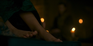 Olivia Cooke feet photo thumbnail