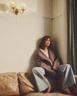 Olivia Cooke feet photo 15