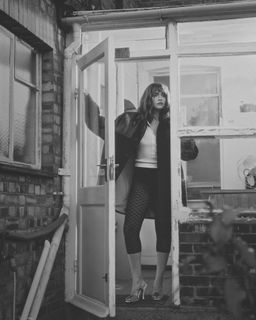 Olivia Cooke feet photo 14