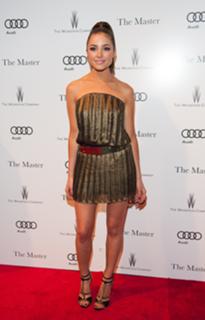 Olivia Culpo feet photo thumbnail